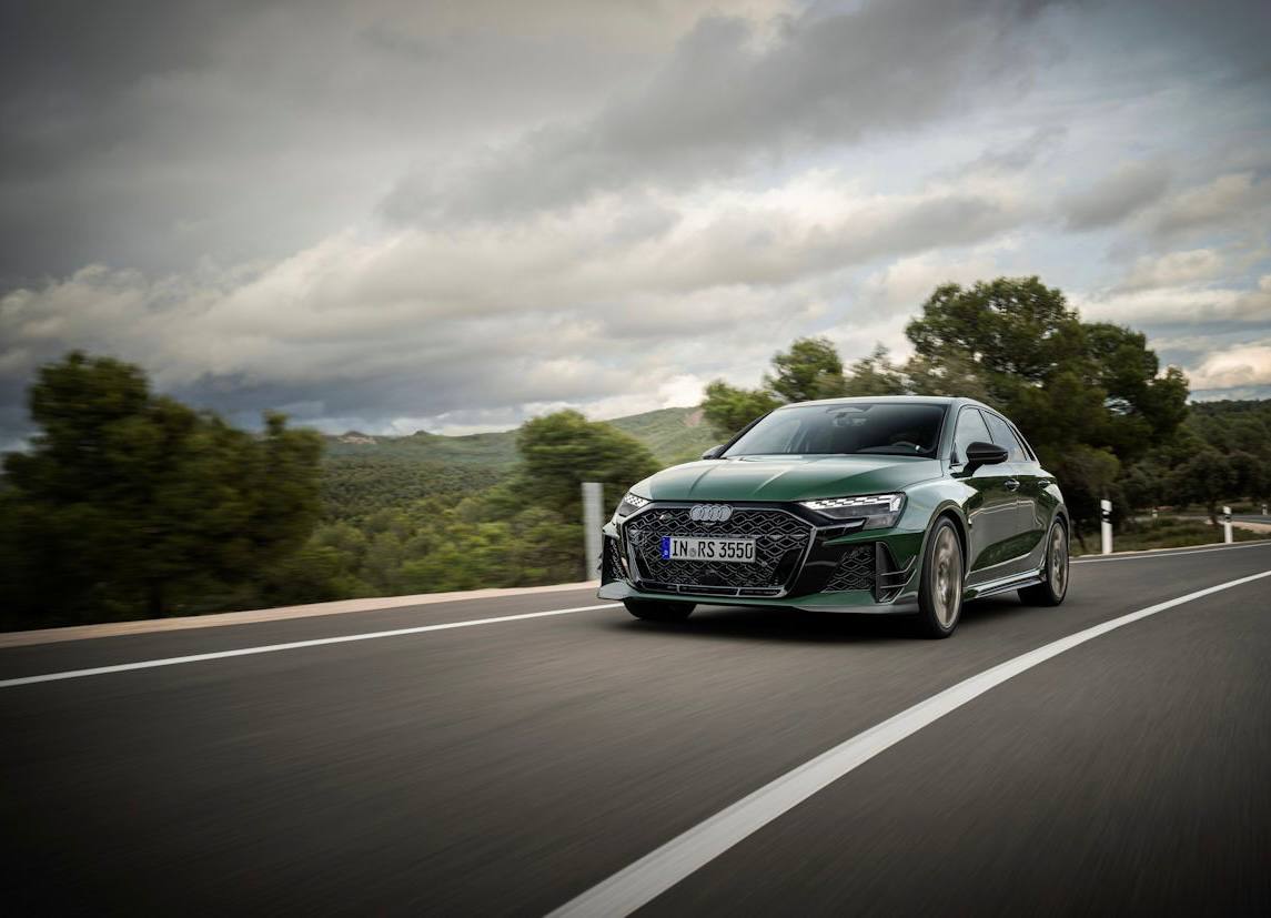 Шины Pirelli по индивидуальному заказу для моделей Audi RS