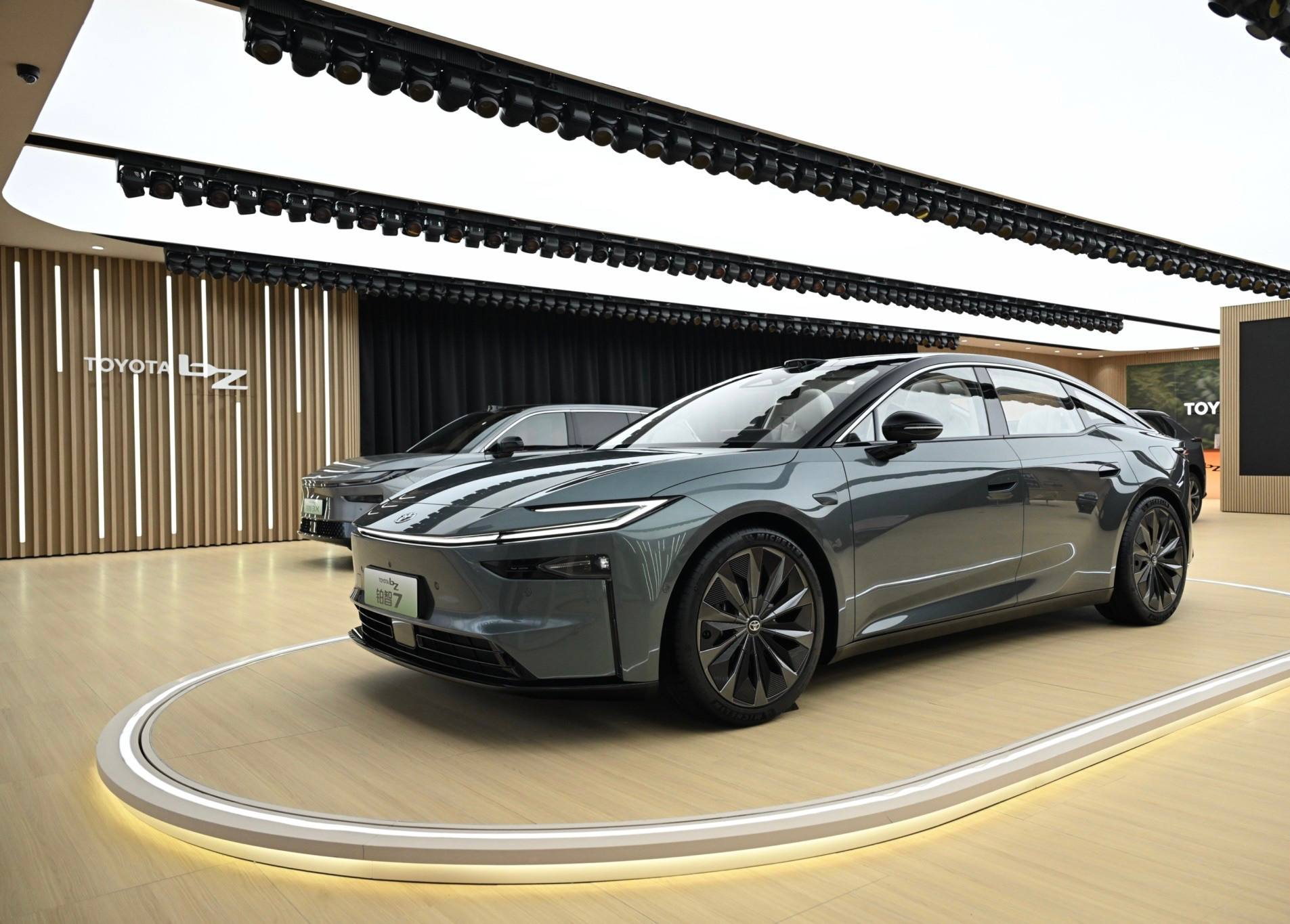 Sentury становится официальным поставщиком шин для Toyota в Китае
